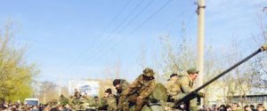 (LIVE TEXT / GALERIE FOTO / VIDEO) ÎNCEPUT DE RĂZBOI CIVIL ÎN UCRAINA? Ocupanții amenință că ocupă toată țara (LIVE TEXT / GALERIE FOTO / VIDEO) ÎNCEPUT DE RĂZBOI CIVIL ÎN UCRAINA? Ocupanții amenință că ocupă toată țara