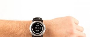 VIDEO – A apărut un smartwatch care nu trebuie încărcat NICIODATĂ. Preia energia din propriul tău corp VIDEO – A apărut un smartwatch care nu trebuie încărcat NICIODATĂ. Preia energia din propriul tău corp
