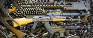 ÎNCOTRO? Regatul Unit face exporturi cu ARME în ţările cele mai REPRESIVE din lume ÎNCOTRO? Regatul Unit face exporturi cu ARME în ţările cele mai REPRESIVE din lume